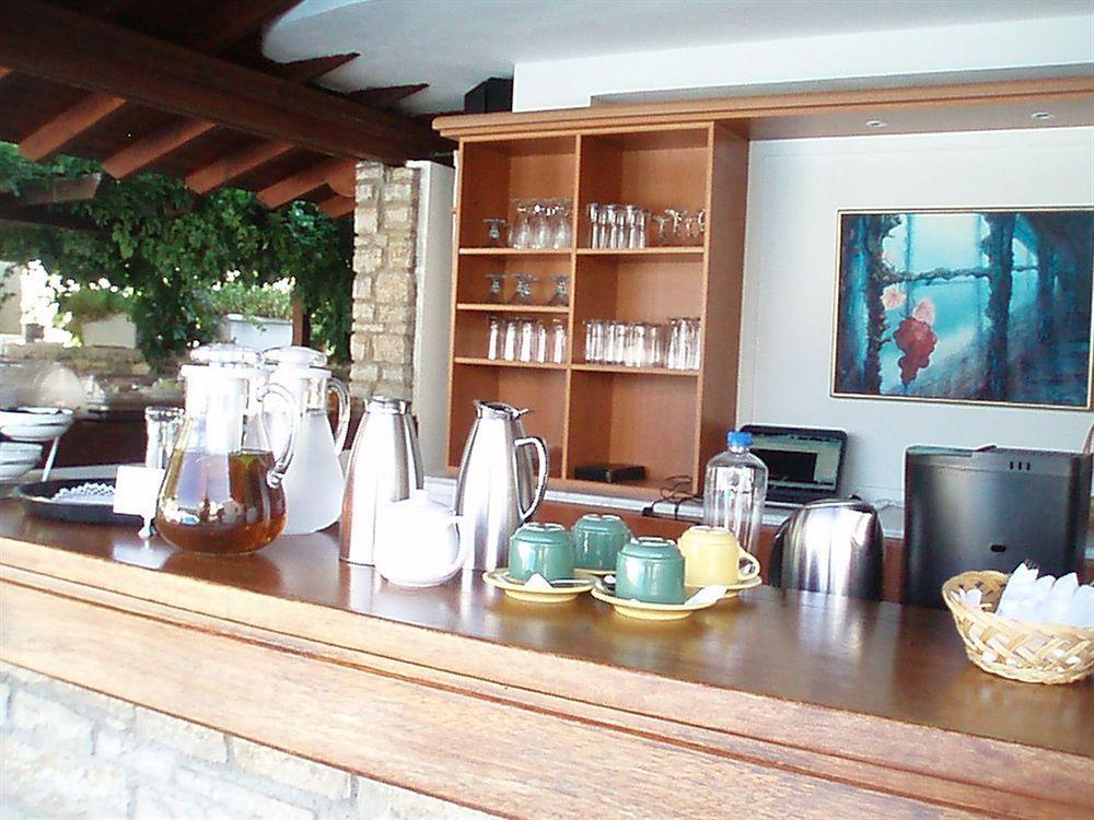 Scorpios Hotel & Suites Samos Town Exterior foto