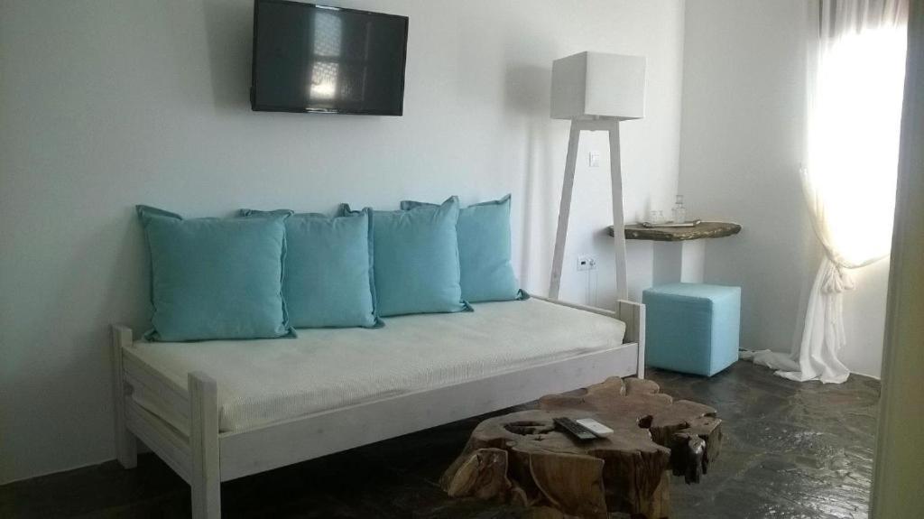 Scorpios Hotel & Suites Samos Town Exterior foto