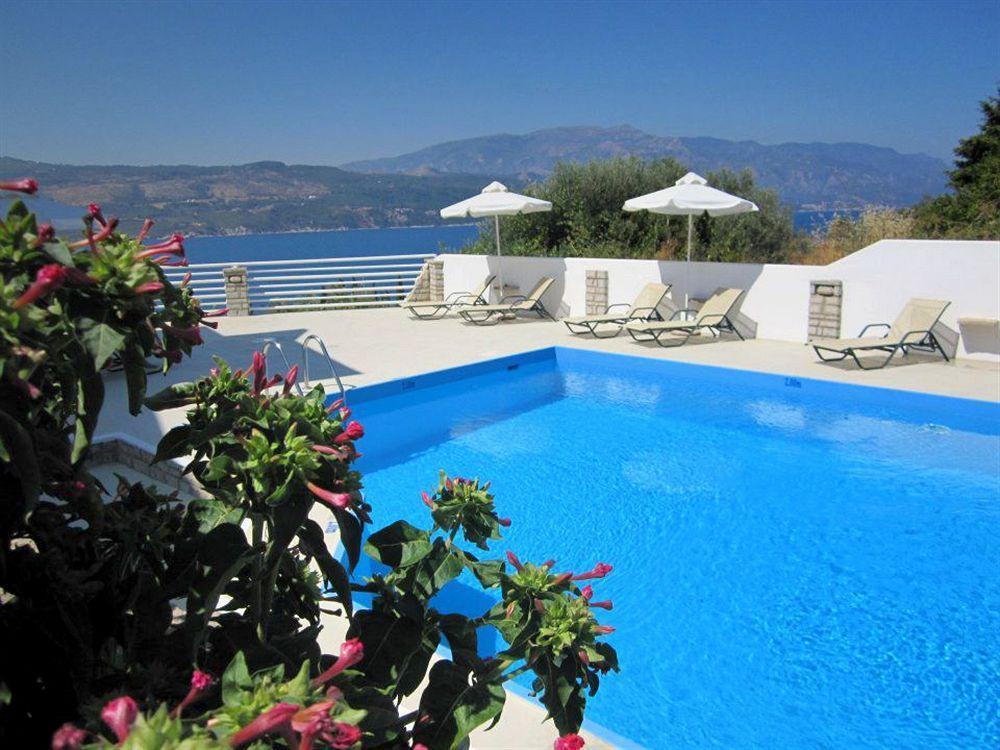 Scorpios Hotel & Suites Samos Town Exterior foto