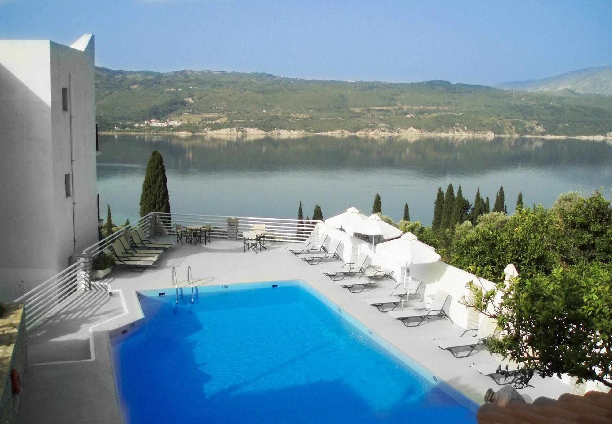 Scorpios Hotel & Suites Samos Town Exterior foto